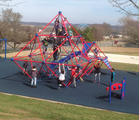 Rope Structure at Earl M. Lawson Elementary in Leavenworth, KS Rope Structure at Earl M. Lawson Elementary in Leavenworth, KS