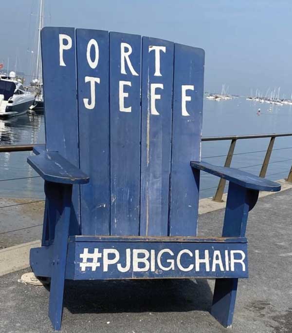 Port Jeff Big Chair
