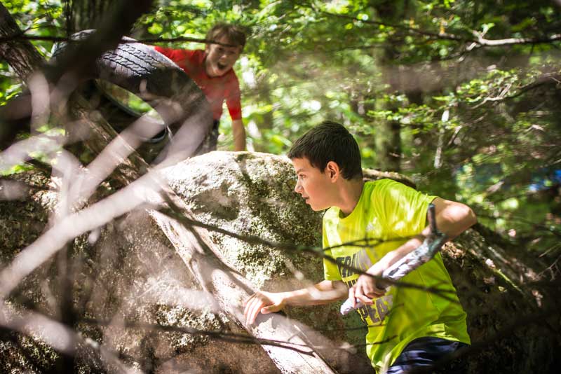 Free outdoor play Free outdoor play